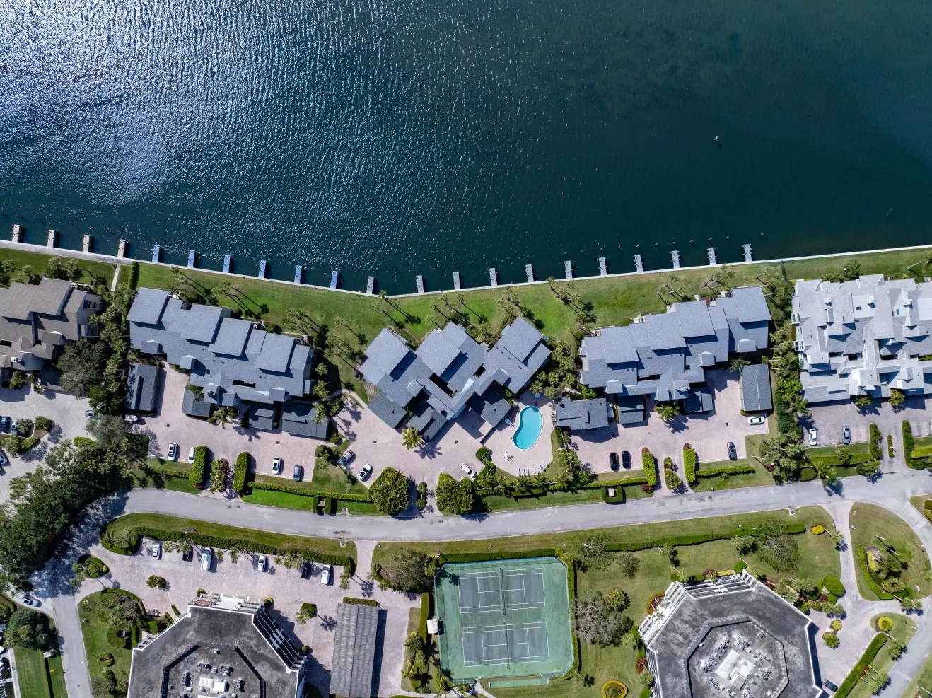 West Condos 1001 Bay Rd