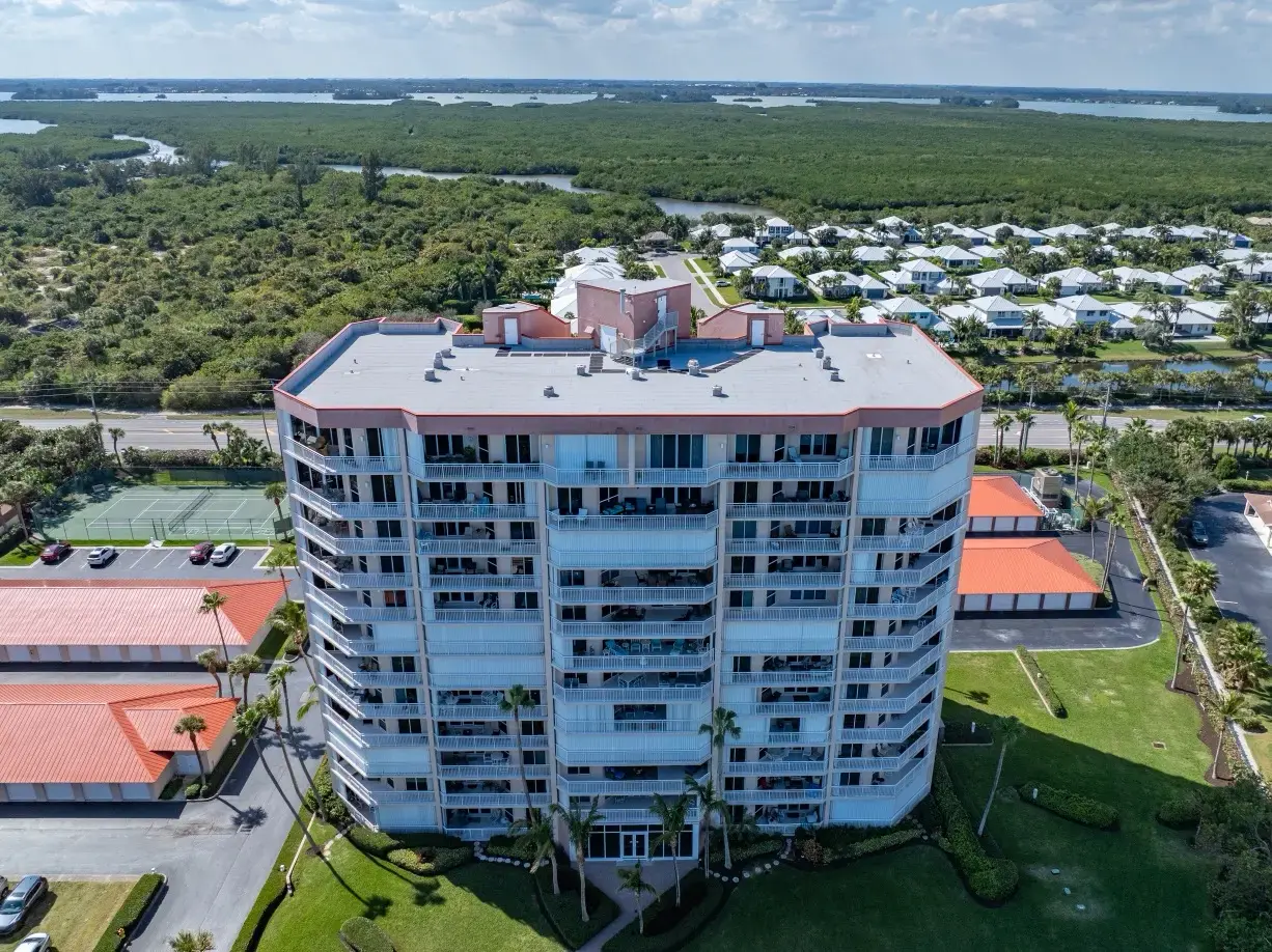 Hibiscus Condos